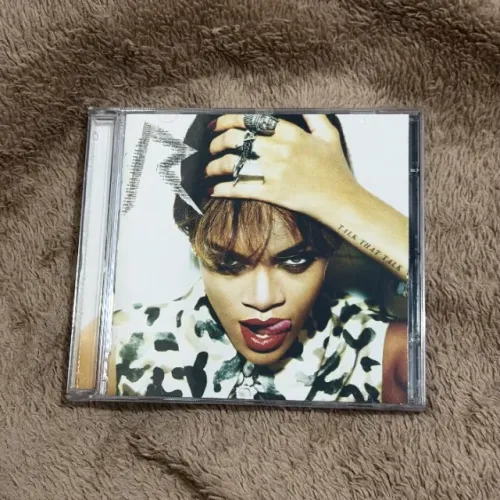 CDS Rihanna