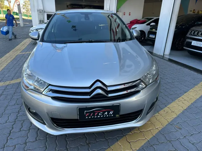 Citroen C4 Lounge Tendance 2.0 Flex 4P Aut. 2014