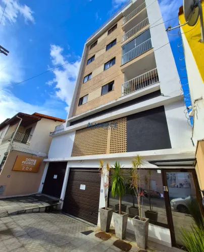 Cobertura LINEAR à venda, com garagem e elevador no Mariano Procópio.