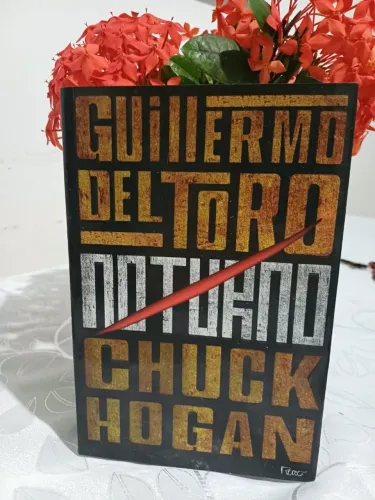 Noturno - Guilherme Del Toro