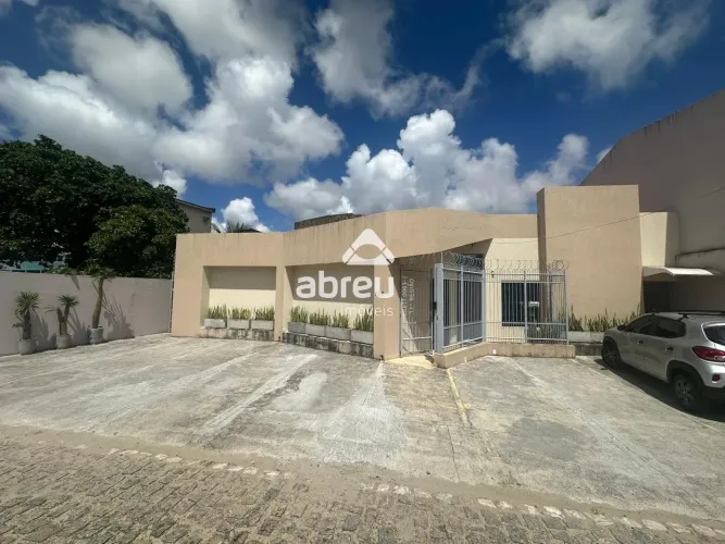 Comerciais E Industriais Casa Comercial em Parnamirim