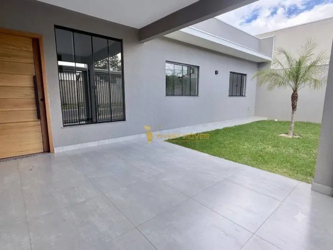 Casa nova à venda na zona leste