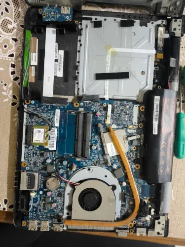 Carcaça de notebook positivo