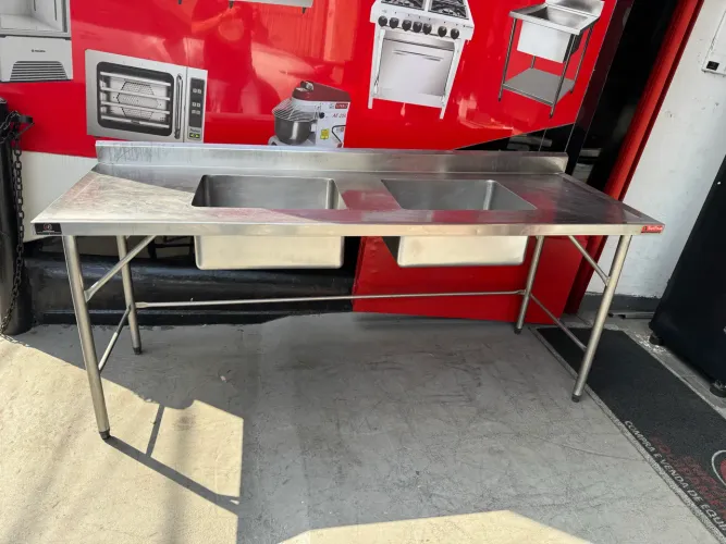 VENDO UMA PIA 2 CUBAS AÇO INOX 304 SULFISA