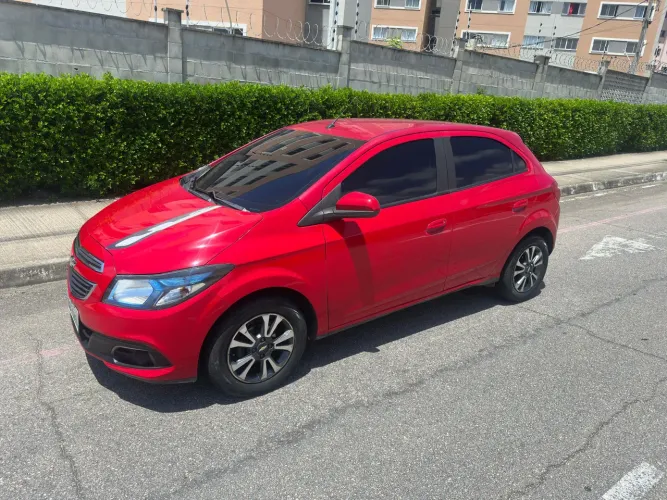 Chevrolet Onix Hatch LTZ 1.4 8V Flex Power Mec. 4P 2016