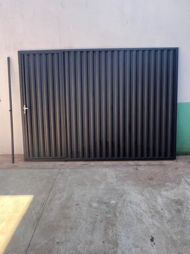 Portão 2,95 x 2,10 Chapa 20