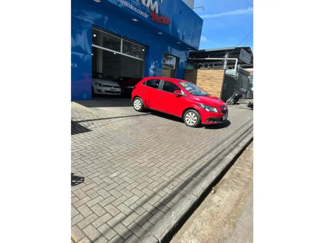 Chevrolet Onix Hatch LT 1.4 8V Flex Mec. 4P 2015