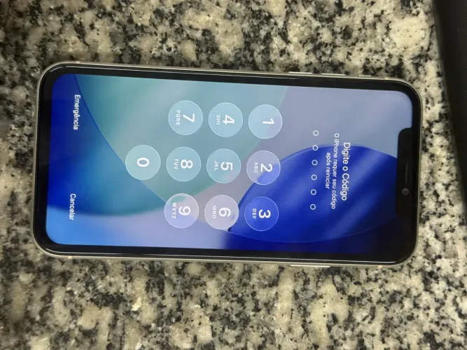 Vende iPhone 11 128g