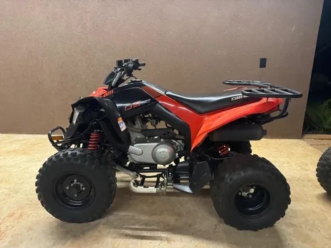 QUADRICICLO DS 250 CAN AM 2020
