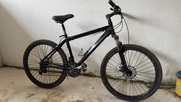 Bicicleta aro 26, pintura automotiva, alumínio