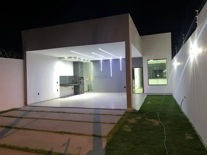 Casa à Venda no Bairro Flamboyants Conforto e Ótimo Acabamento