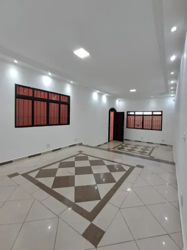 Sobrado para aluguel tem 300 metros quadrados com 3 quartos em Jardim Germânia - São Paulo