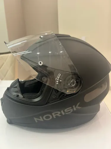Capacete Norisk Razor Preto Fosco - Tamanho 62 (Pouco Usado)