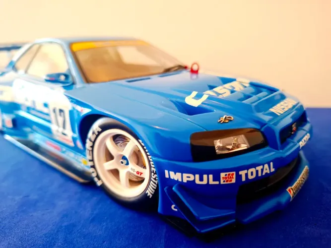 Miniatura Nissan Skyline GT-R R34 AUTOART 1:18