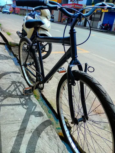? Bike Preta Estilo BMX / Grau Aro 26 Super Conservada