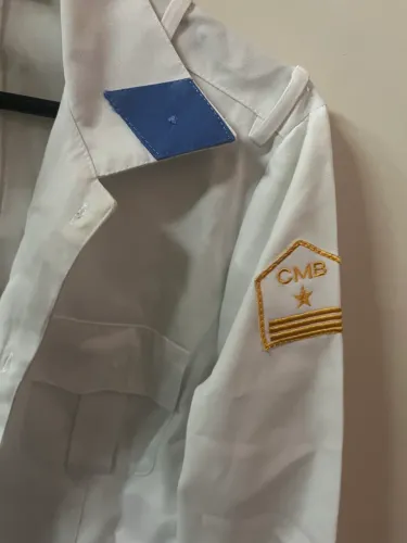 Vendo TUNICA SEMI NOVA