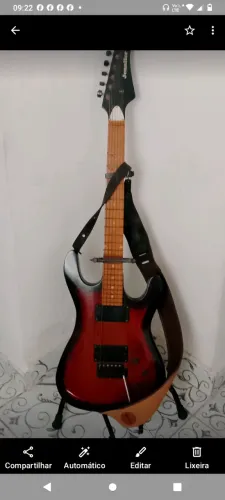 Guitarra Jennifer usada