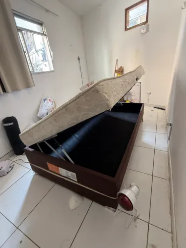 Cama baú viúva 
