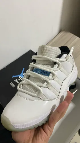Air Jordan 11 Low Retro