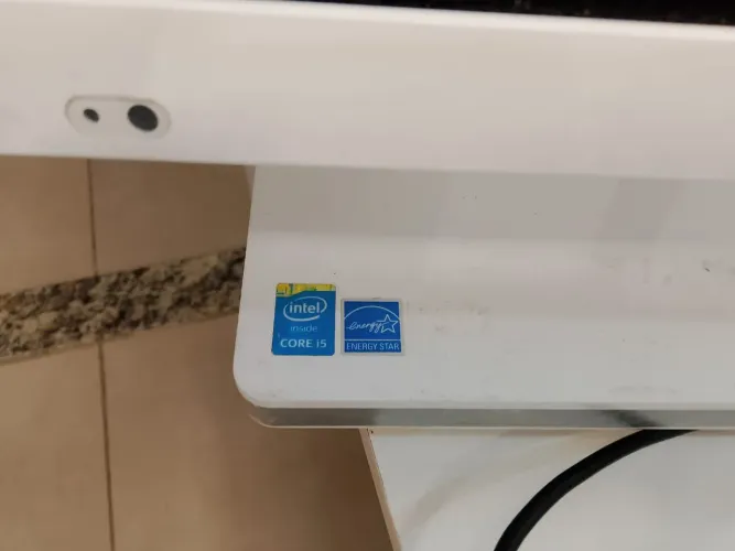 Vendo computador ayuam da LG i5 4° geraçao 8 gigas ssd e hd ele e tv tambem