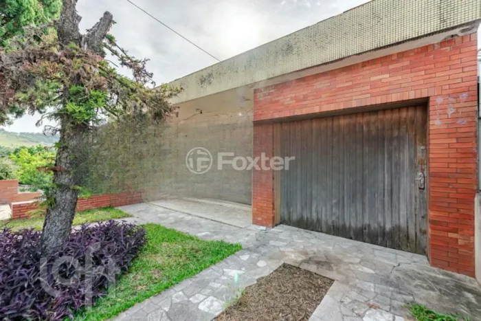 Casa à venda Rua Santiago Dantas, Cascata - Porto Alegre