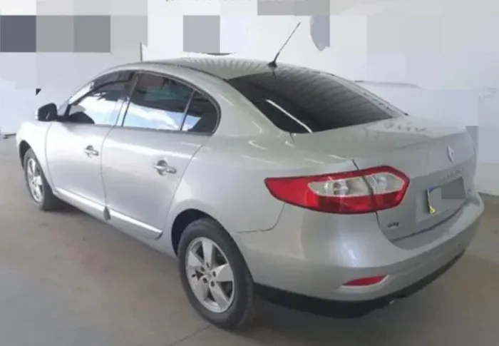 Renault Fluence Sed. Dynamique 2.0 16V Flex Aut. 2013