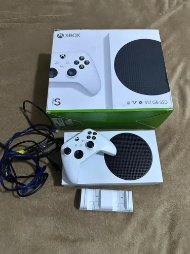 Xbox series s semi novo
