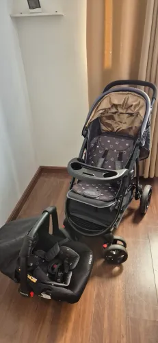 Carrinho de bebê Cosco Nexus