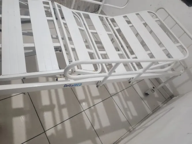 Cama hospitalar dellamed