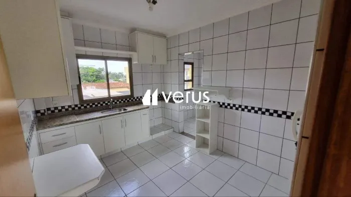 Apartamento à venda, 3 quartos, 1 suíte, 2 vagas, Saraiva - Uberlândia/MG