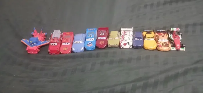 Miniaturas De Metal Carros Disney Pixar Original 12 Unidades importado do Japão Takara