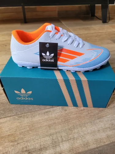 Chuteira Society linha Premium 