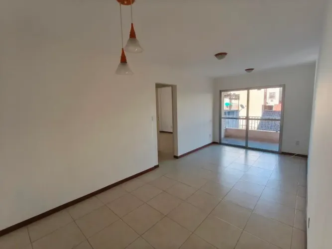 NO MÉIER, RUA SEM SAÍDA, MUITO TRANQUILA