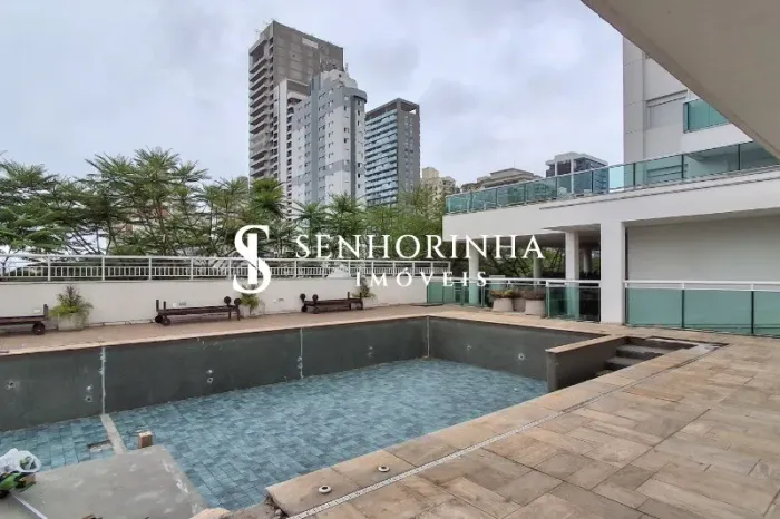 Cobertura no Tatuapé: 2 dormitórios, sendo 1 suíte, 2 salas, 2 banheiros, 2 vagas, 134 m²