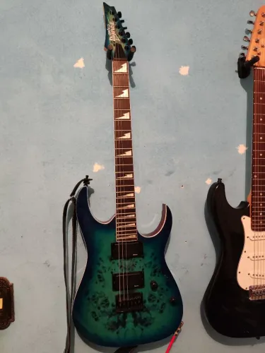 Guitarra Ibanez Gio Acqua Burst