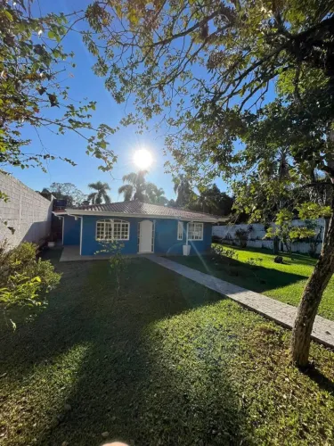 Linda casa em Condomínio para venda com 245 m2, 3 suítes, piscina em Chácara Rincão - Coti