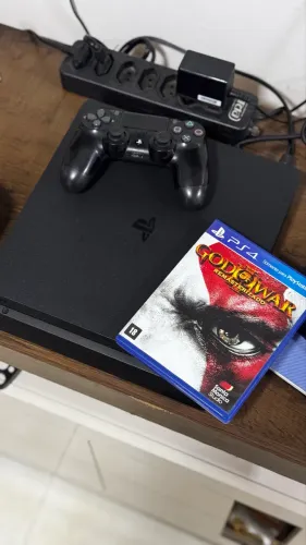 Ps4 1tb + 2 jogos mídia física