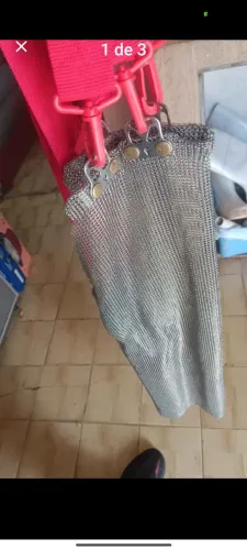 Avental de aço