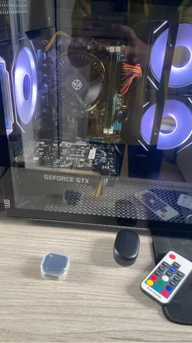 Pc gamer com monitor curvo 32p 