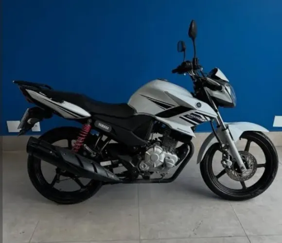FAZER 150 cc  2015 + ASSUMIR  FINANCIAMENTO  4.500 