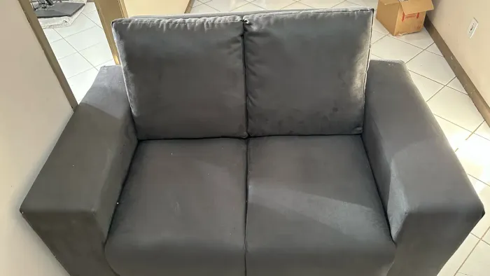Sofá dos lugares ( perfeito estado )