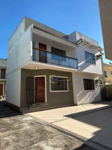 Casa com 2 dormitórios para alugar, 65 m² por R$ 2.800,00/mês - Costazul - Rio das Ostras/