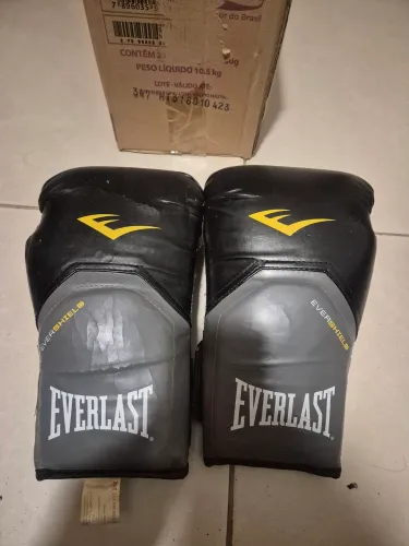 Luva e Caneleira Everlast