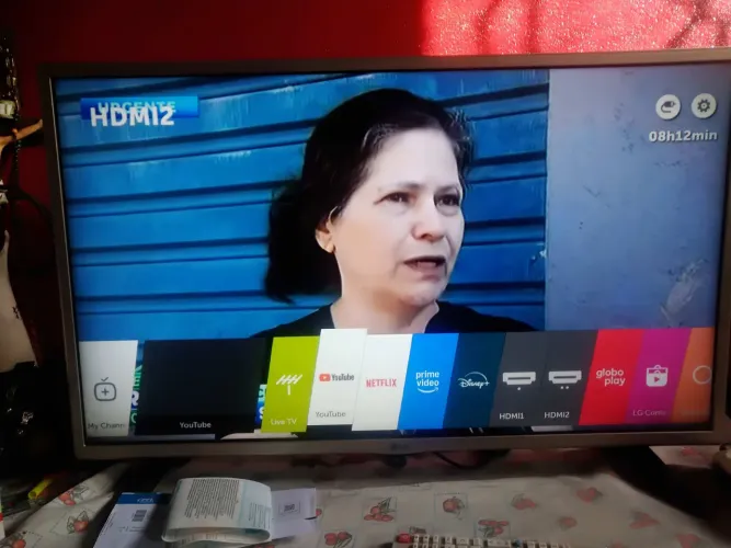 Smart TV LED de 32 polegadas com resolução HD