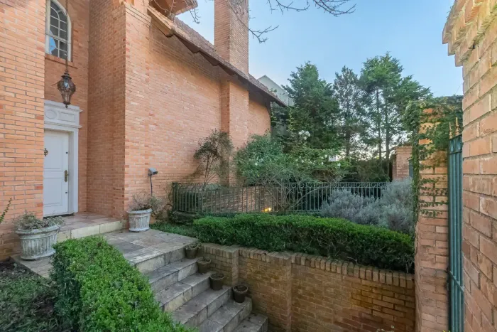 Casa à venda, 566 m² por R$ 3.200.000,00 - Santa Felicidade - Curitiba/PR