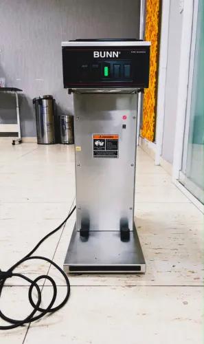 Cafeteira profissional para café filtrado