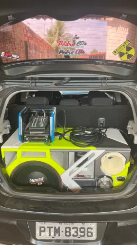 Som automotivo, troco em moto