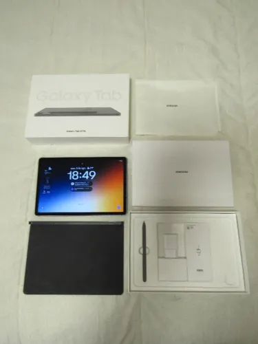 Samsung Tab S9FE pouquíssimo usado em excepcional estado!!