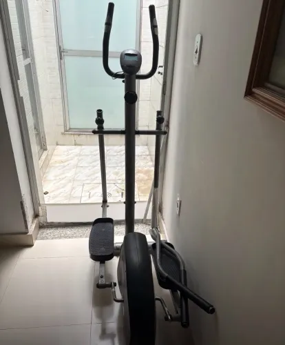 bicicleta elíptica.