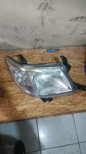 Farol Hilux 2012 à 2015
